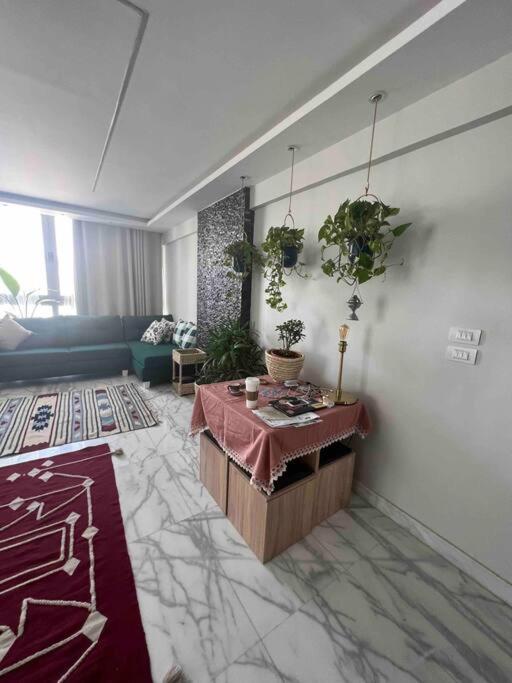 Newly Refurbished Flat,Marble Floors.Central Кайро Екстериор снимка